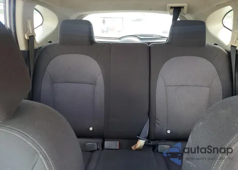 2013 Nissan Rogue S z USA, uszkodzony, nr VIN JN8AS5MV1DW658550